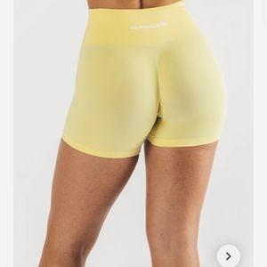 Alphalete Amplify Shorts S